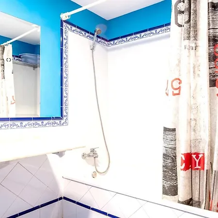 One Bedroom With Shared Pool Garden And Wifi At Lejlighed *